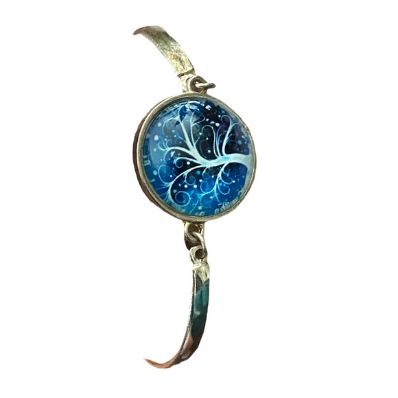 🎈Sale 🎈2 for $10 snowing winter tree blue round metal bracelet adjustable - Picture 3 of 5